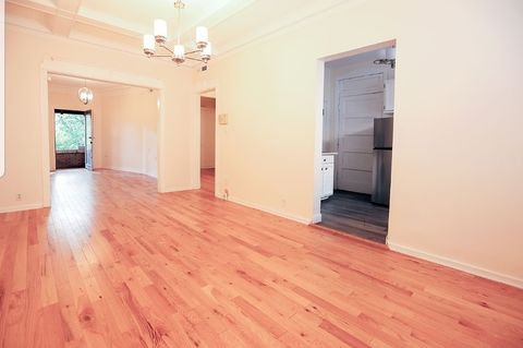 Tiny photo for 5107 S Ingleside Avenue #3, Chicago, IL 60615 (MLS # 12436892)