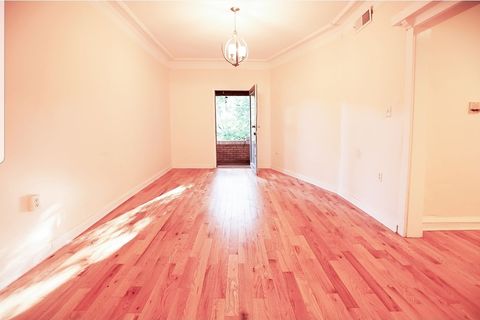 Tiny photo for 5107 S Ingleside Avenue #3, Chicago, IL 60615 (MLS # 12436892)