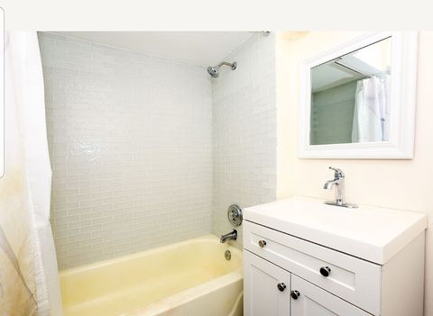 Tiny photo for 5107 S Ingleside Avenue #3, Chicago, IL 60615 (MLS # 12436892)