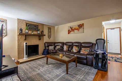 Tiny photo for 1201 Pinetree Lane, Bartlett, IL 60103 (MLS # 12446491)