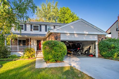 Tiny photo for 1201 Pinetree Lane, Bartlett, IL 60103 (MLS # 12446491)