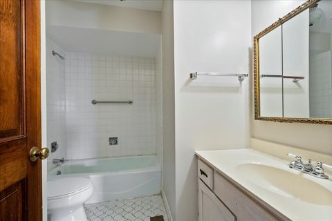 Tiny photo for 2908 Parkside Drive, Highland Park, IL 60035 (MLS # 12601621)