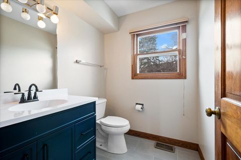 Tiny photo for 2908 Parkside Drive, Highland Park, IL 60035 (MLS # 12601621)