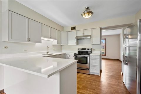 Tiny photo for 2908 Parkside Drive, Highland Park, IL 60035 (MLS # 12601621)