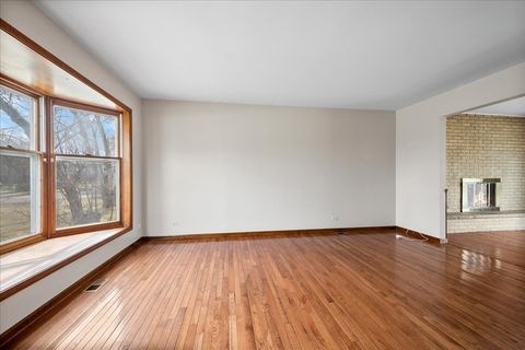 Tiny photo for 2908 Parkside Drive, Highland Park, IL 60035 (MLS # 12601621)