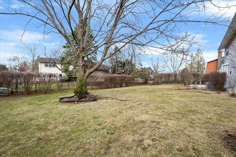 Tiny photo for 2908 Parkside Drive, Highland Park, IL 60035 (MLS # 12601621)