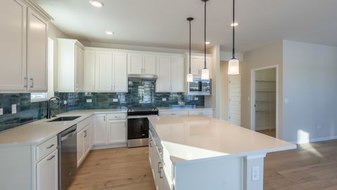 Tiny photo for 3262 Oak Creek Lane, Aurora, IL 60503 (MLS # 12540716)