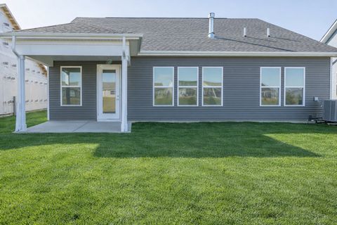 Tiny photo for 3262 Oak Creek Lane, Aurora, IL 60503 (MLS # 12540716)