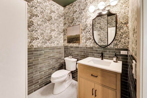Tiny photo for 1279 Gateway Court, Northbrook, IL 60062 (MLS # 12789566)