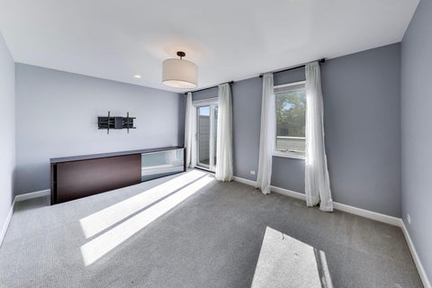 Tiny photo for 1279 Gateway Court, Northbrook, IL 60062 (MLS # 12789566)