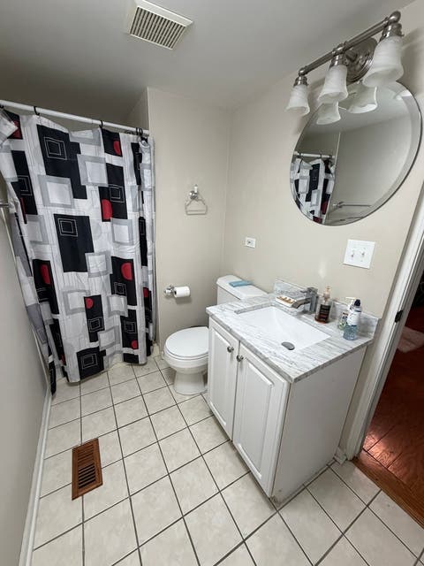 Tiny photo for 425 S Harvey Avenue #E, Oak Park, IL 60302 (MLS # 12671323)