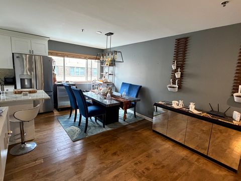 Tiny photo for 425 S Harvey Avenue #E, Oak Park, IL 60302 (MLS # 12671323)