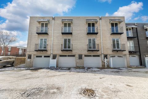 Tiny photo for 4123 W 98th Street #C, Oak Lawn, IL 60453 (MLS # 12553258)