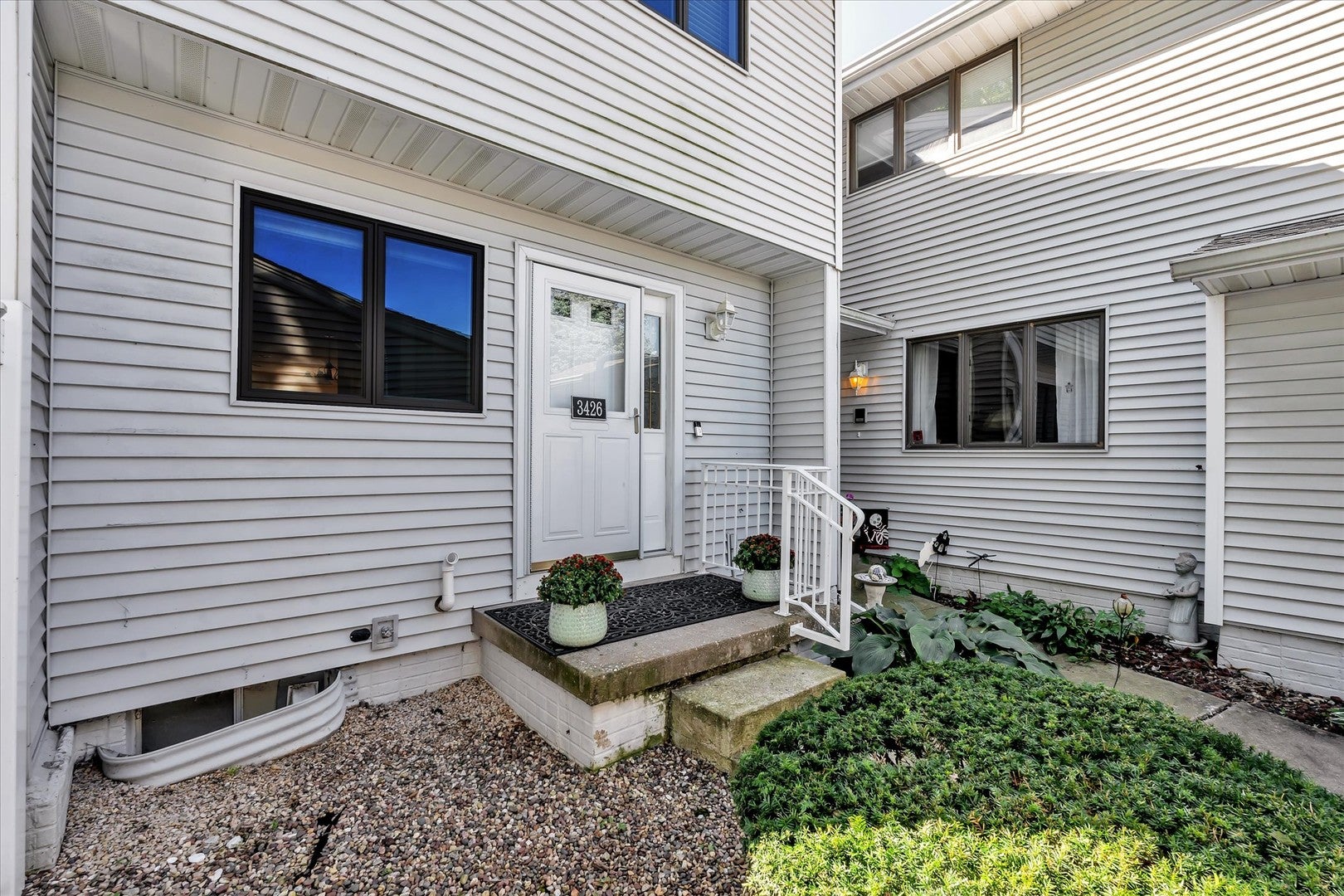 3426 Cedarview Court