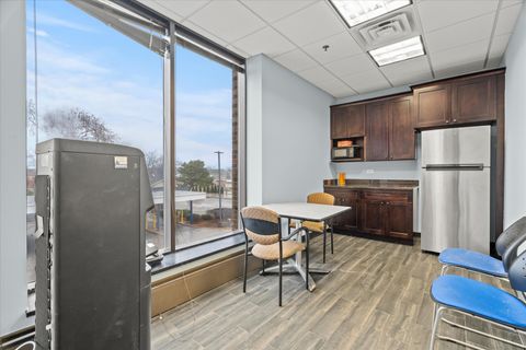 Tiny photo for 450 W 55th Street, Countryside, IL 60525 (MLS # 12262417)