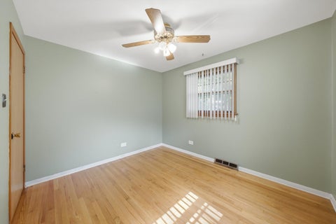 Tiny photo for 5023 W 81st Street, Burbank, IL 60459 (MLS # 12738919)