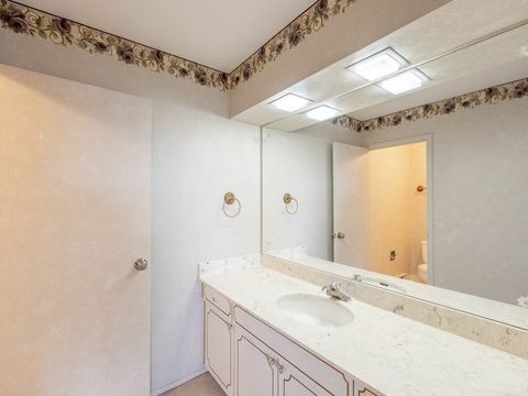 Tiny photo for 141 N La Grange Road #801, La Grange, IL 60525 (MLS # 12596581)