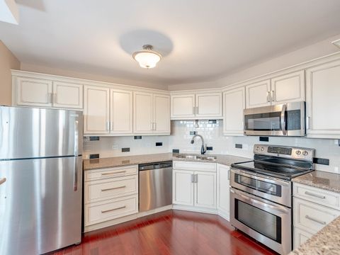 Tiny photo for 141 N La Grange Road #801, La Grange, IL 60525 (MLS # 12596581)