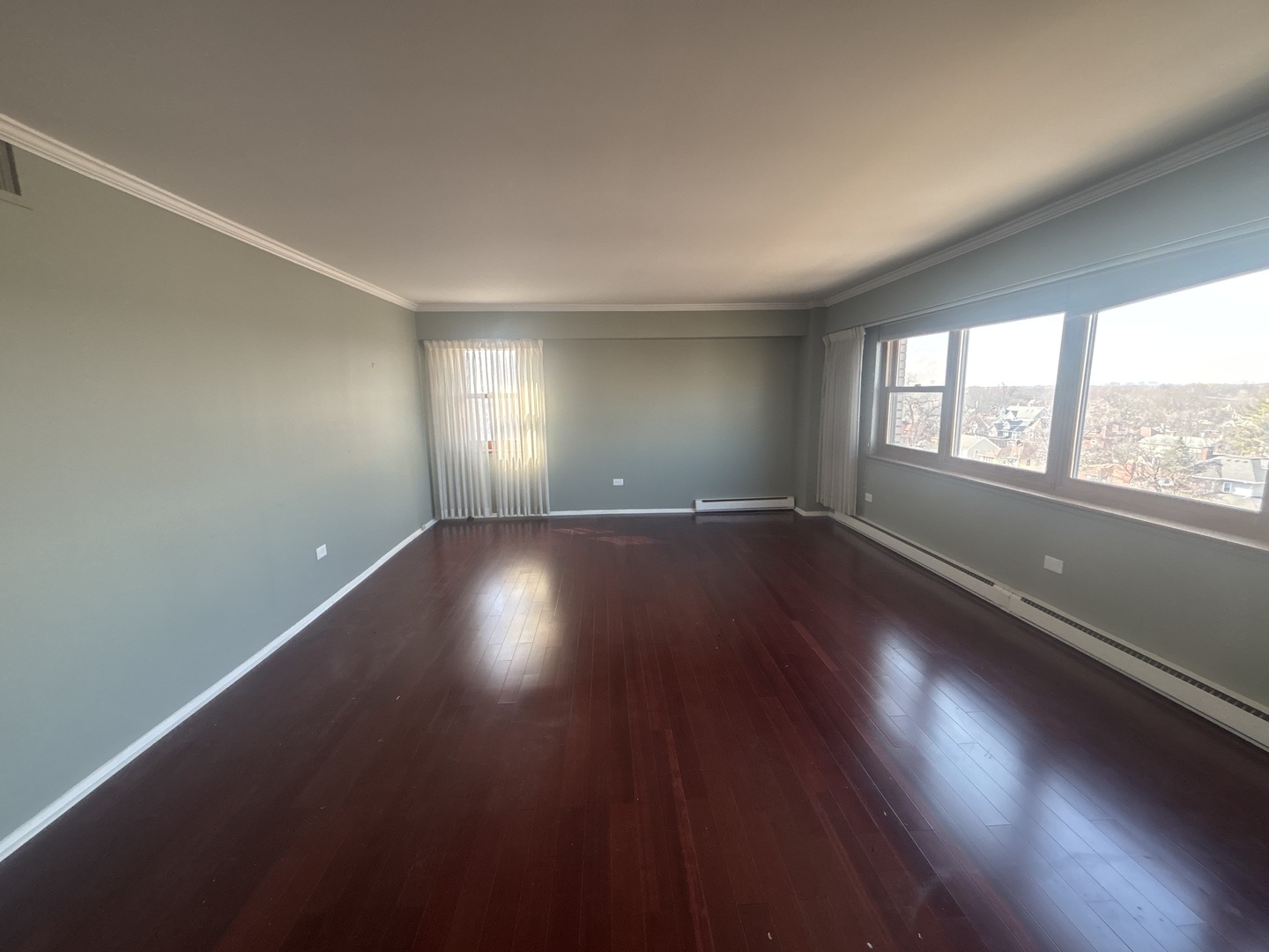 141 N La Grange Road 801