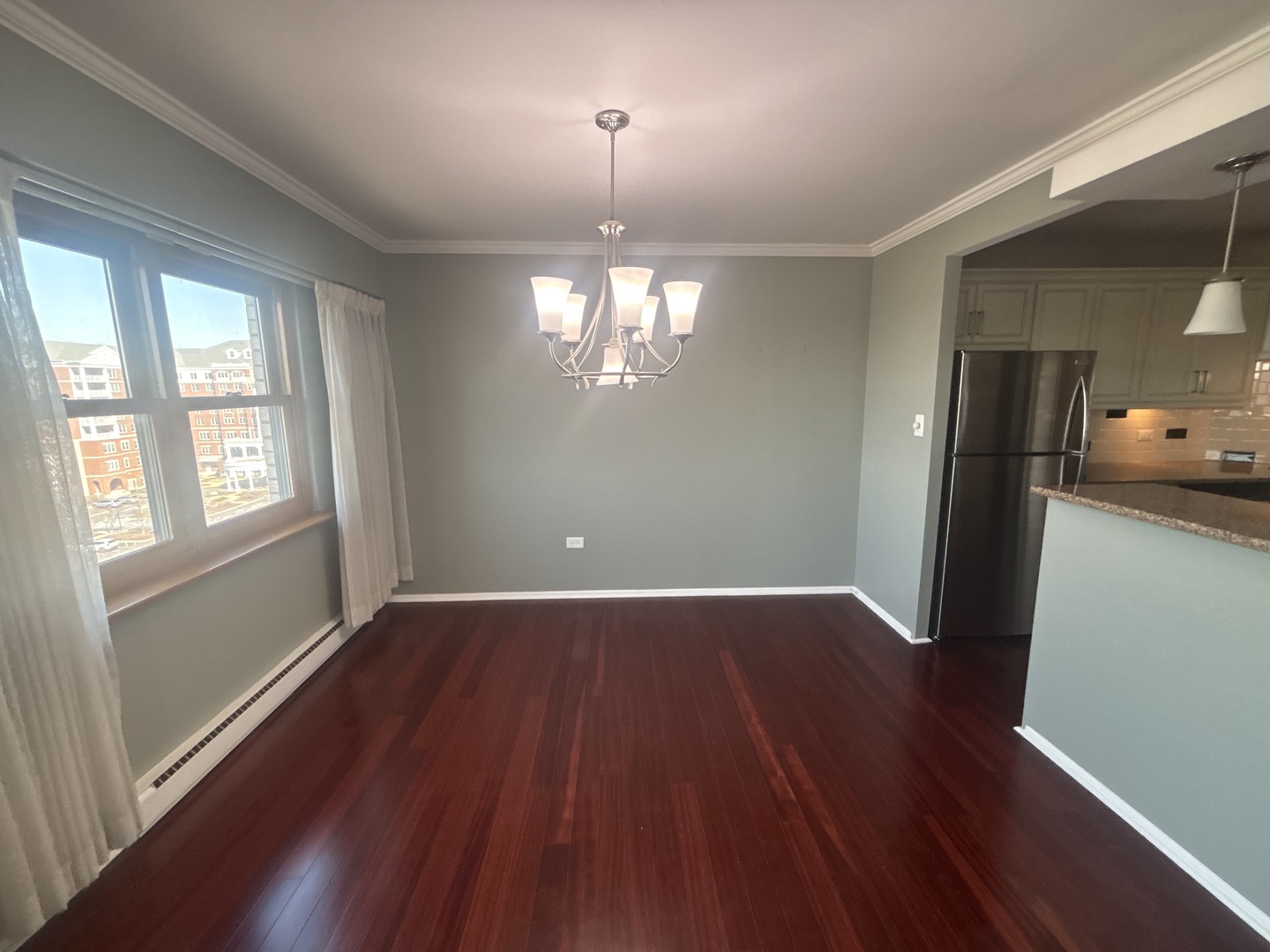 141 N La Grange Road 801