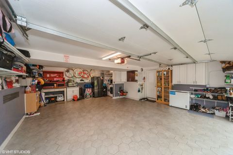 Tiny photo for 116 S Deerpath Drive, Vernon Hills, IL 60061 (MLS # 12395386)
