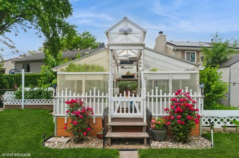 Tiny photo for 116 S Deerpath Drive, Vernon Hills, IL 60061 (MLS # 12395386)