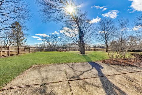 Tiny photo for Libertyville, IL 60048 (MLS # 12546664)