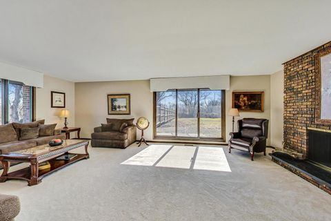 Tiny photo for Libertyville, IL 60048 (MLS # 12546664)
