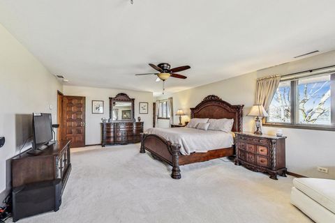 Tiny photo for Libertyville, IL 60048 (MLS # 12546664)