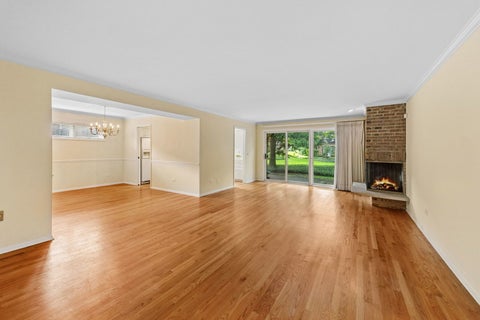 Tiny photo for 1728 Wildberry Drive #G, Glenview, IL 60025 (MLS # 12735475)