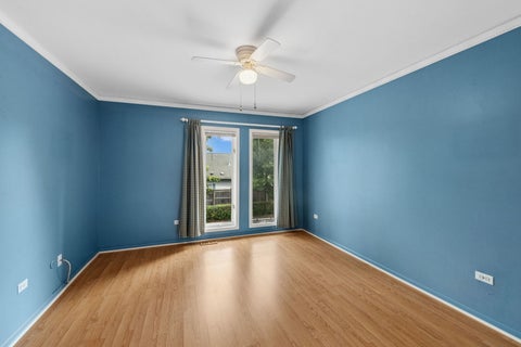 Tiny photo for 1728 Wildberry Drive #G, Glenview, IL 60025 (MLS # 12735475)
