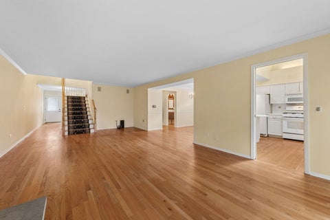 Tiny photo for 1728 Wildberry Drive #G, Glenview, IL 60025 (MLS # 12735475)