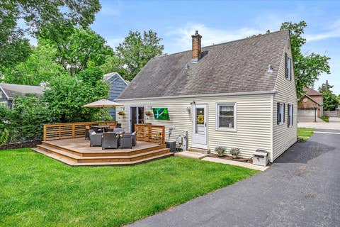 Tiny photo for 817 S Spring Road, Elmhurst, IL 60126 (MLS # 12722796)