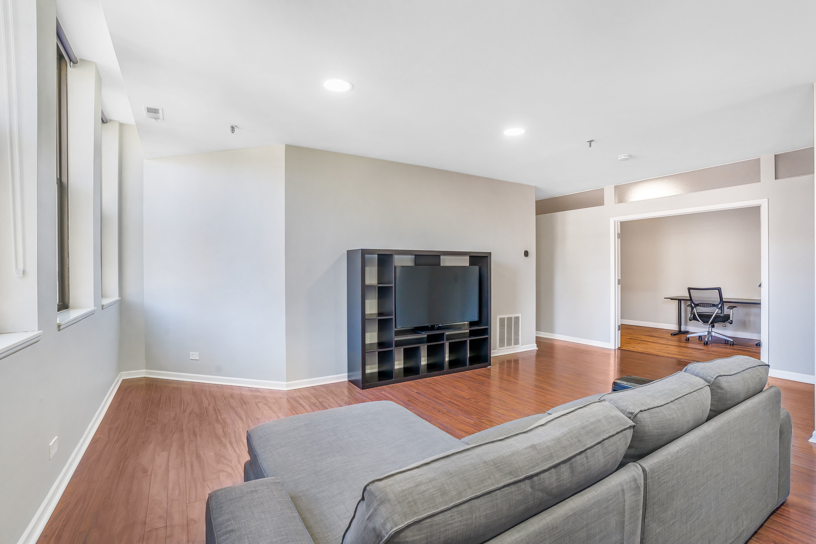 680 S Federal Street 601