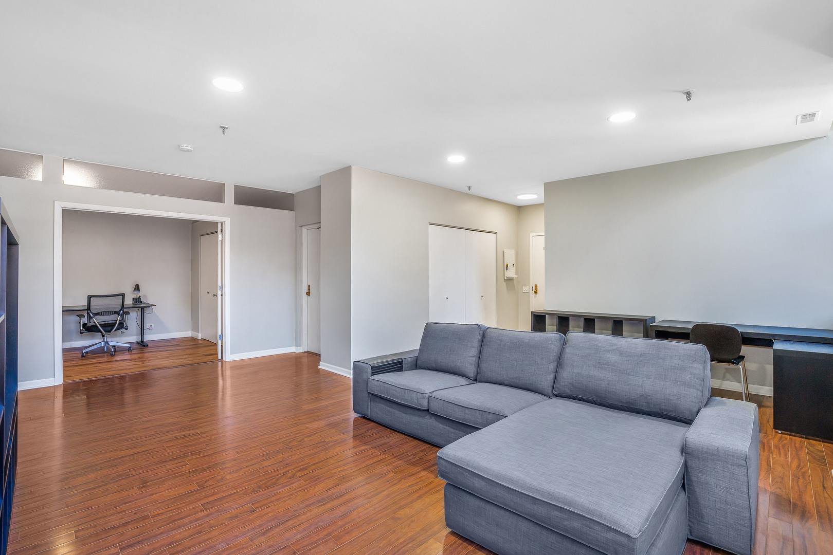 680 S Federal Street 601