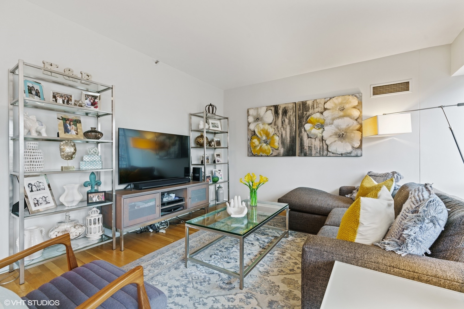 100 E Huron Street 1101