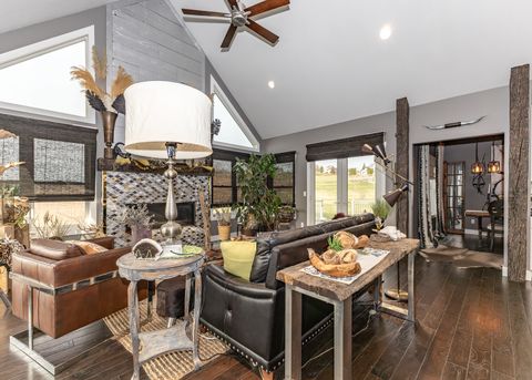 Tiny photo for 28067 238th Street, Le Claire, IA 52753 (MLS # 12592038)