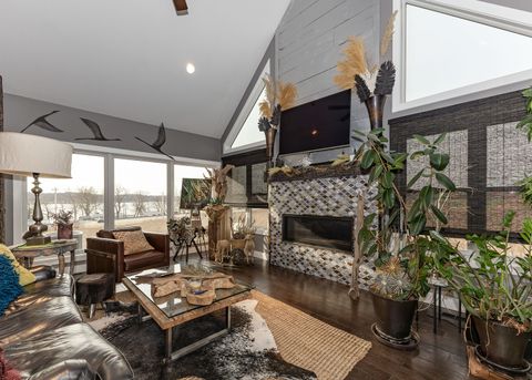 Tiny photo for 28067 238th Street, Le Claire, IA 52753 (MLS # 12592038)