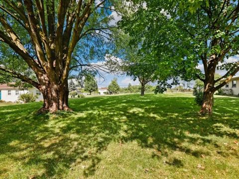 440 Woodlyn Drive Aurora IL 60505