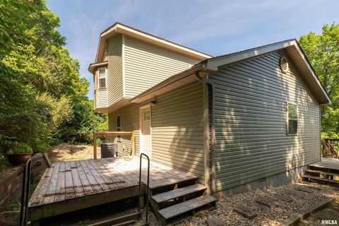 Tiny photo for 701 E CAMPUS Drive, Carbondale, IL 62901 (MLS # EB459237)