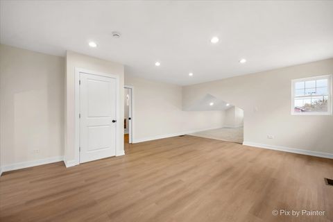Tiny photo for 2922 N Kilpatrick Avenue, Chicago, IL 60641 (MLS # 12521044)