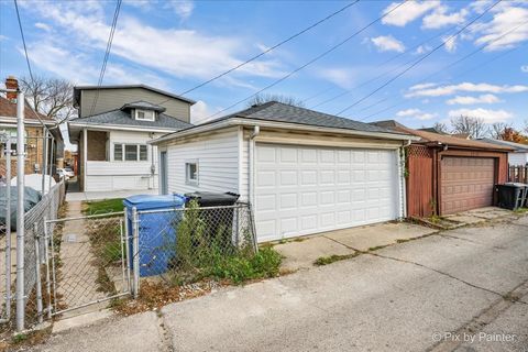 Tiny photo for 2922 N Kilpatrick Avenue, Chicago, IL 60641 (MLS # 12521044)