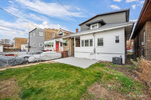 Tiny photo for 2922 N Kilpatrick Avenue, Chicago, IL 60641 (MLS # 12521044)