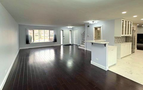 Tiny photo for 1166 Saylesville Lane, Schaumburg, IL 60193 (MLS # 12605360)