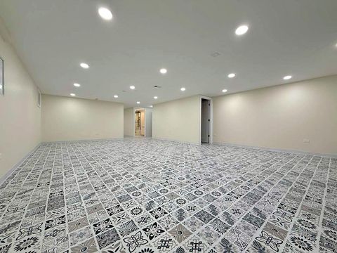 Tiny photo for 1166 Saylesville Lane, Schaumburg, IL 60193 (MLS # 12605360)