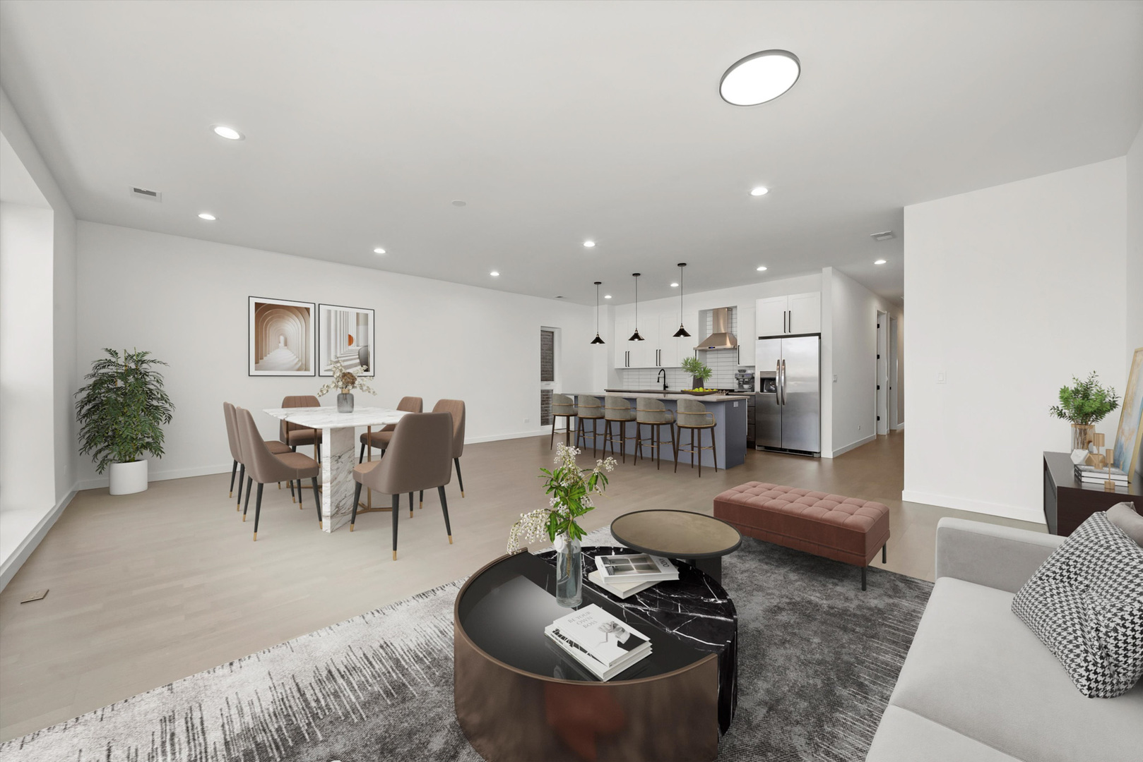 5824 N Lincoln Avenue 2S