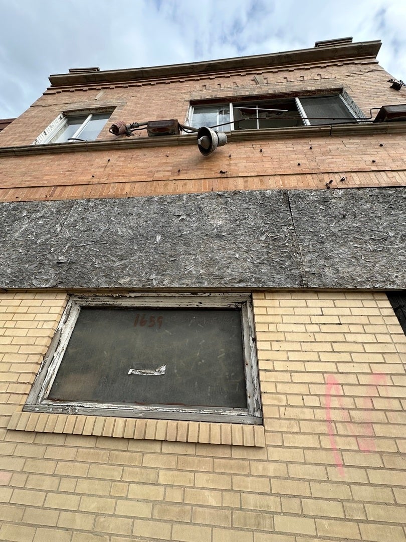 1659 S Pulaski Road