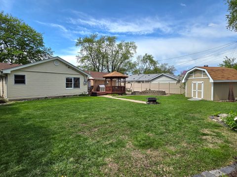 Tiny photo for 11607 S Nagle Avenue, Worth, IL 60482 (MLS # 12626012)