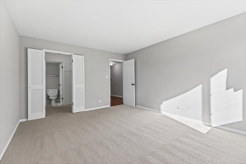 Tiny photo for 9740 S Pulaski Road #110, Oak Lawn, IL 60453 (MLS # 12781413)