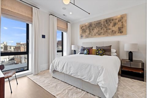 Tiny photo for 2617 N Seminary Avenue #3S, Chicago, IL 60614 (MLS # 12458943)